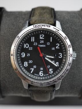 Timex Men’s Quartz Field Watch – Black Dial with Tachymeter Bezel